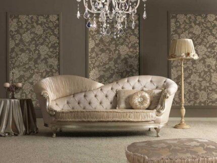 Grandiose Italian sofa